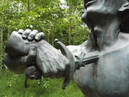 Парк странных скульптур "Путь Виктории" в Ирландии (9 фото)