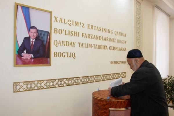 На парламентских выборах в Узбекистане проголосовали более 70% избирателей