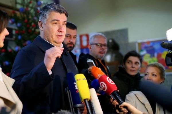 На президентских выборах в Хорватии лидирует оппозиционный кандидат