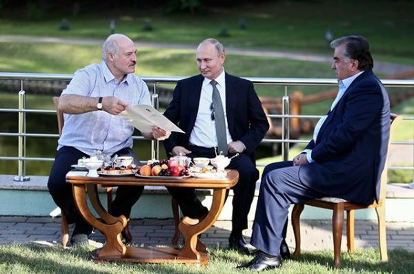 Лукашенко пообещал реализовать все «дорожные карты» по интеграции с РФ