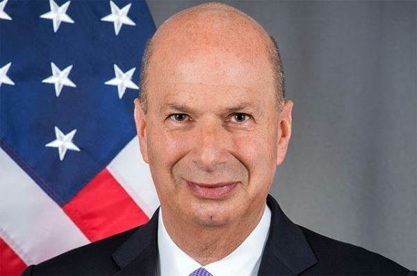 Новый посол США прибудет в Москву в четверг